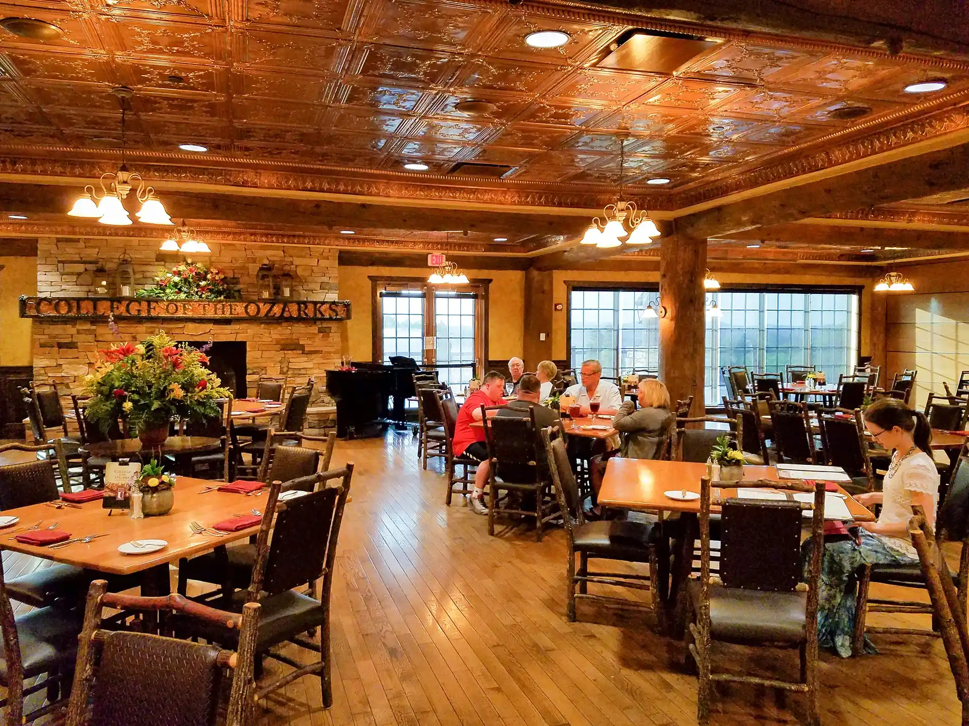 The Keeter Center Dining